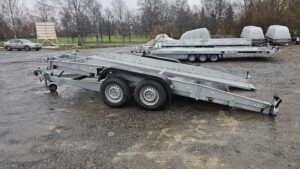 Peräkärryt | Autotrailerit: 2700kg |Wenus kippaava lava DTK-428| (Noutopiste: Lakalaivankatu 12, 33840 Tampere)